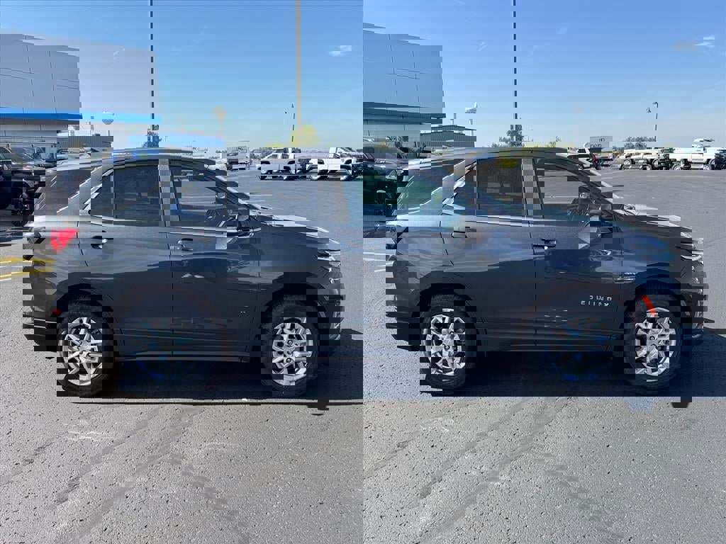 Certified 2022 Chevrolet Equinox LT image 2