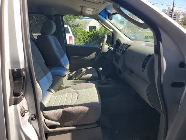 Used 2009 Nissan Frontier XE w/ XE Preferred Pkg RWD image 27