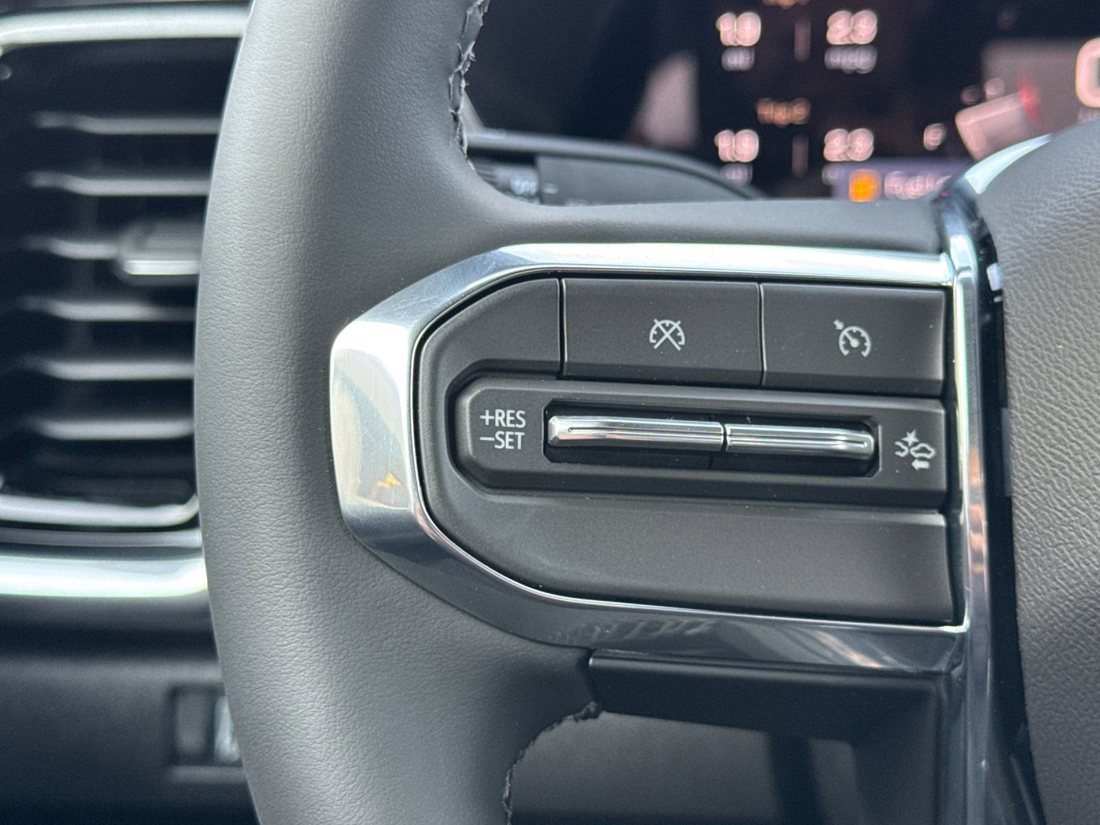New 2026 GMC Canyon Elevation RWD image 26