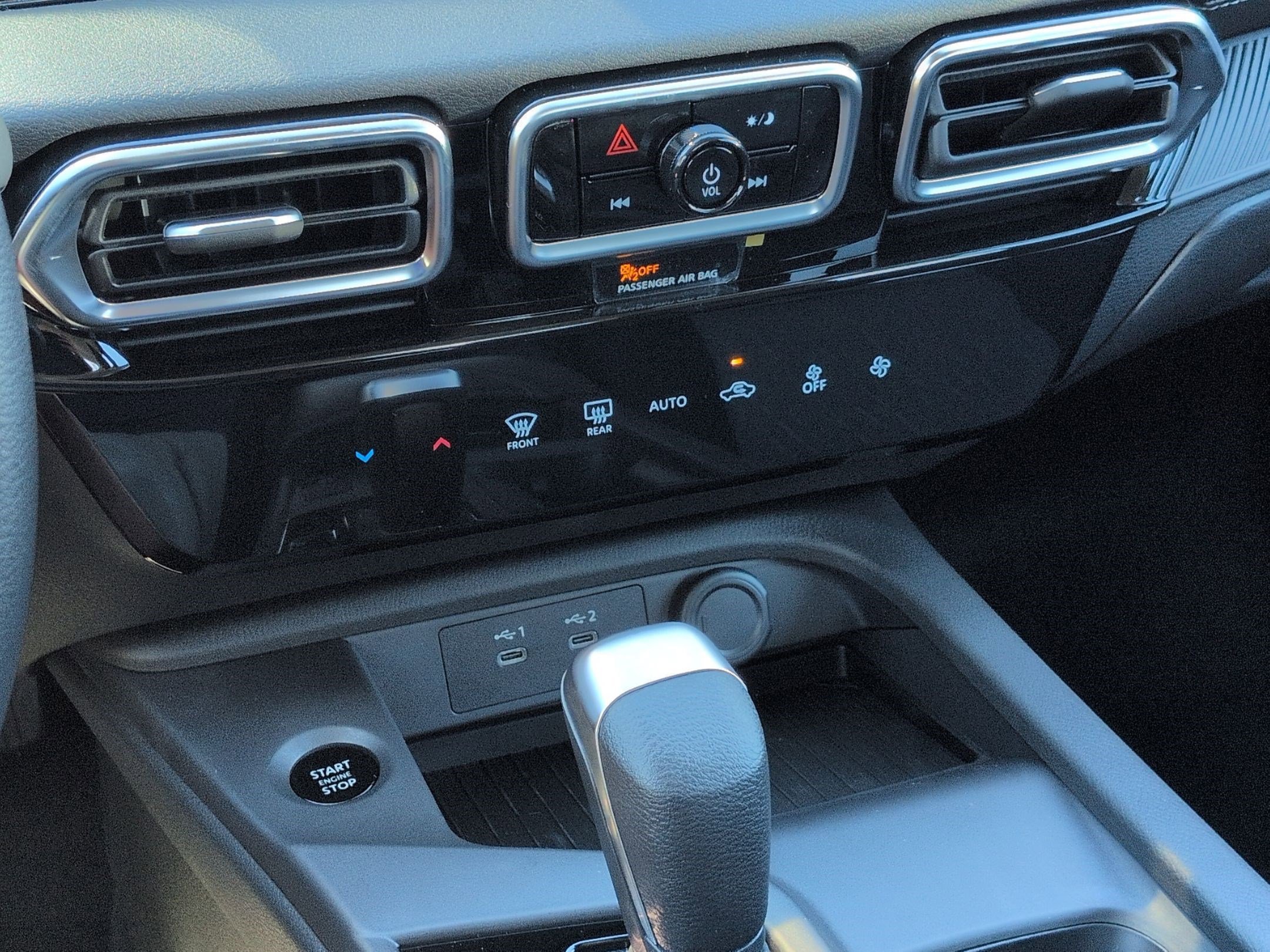 New 2026 Nissan Sentra SV w/ Floor Mat Package FWD image 19