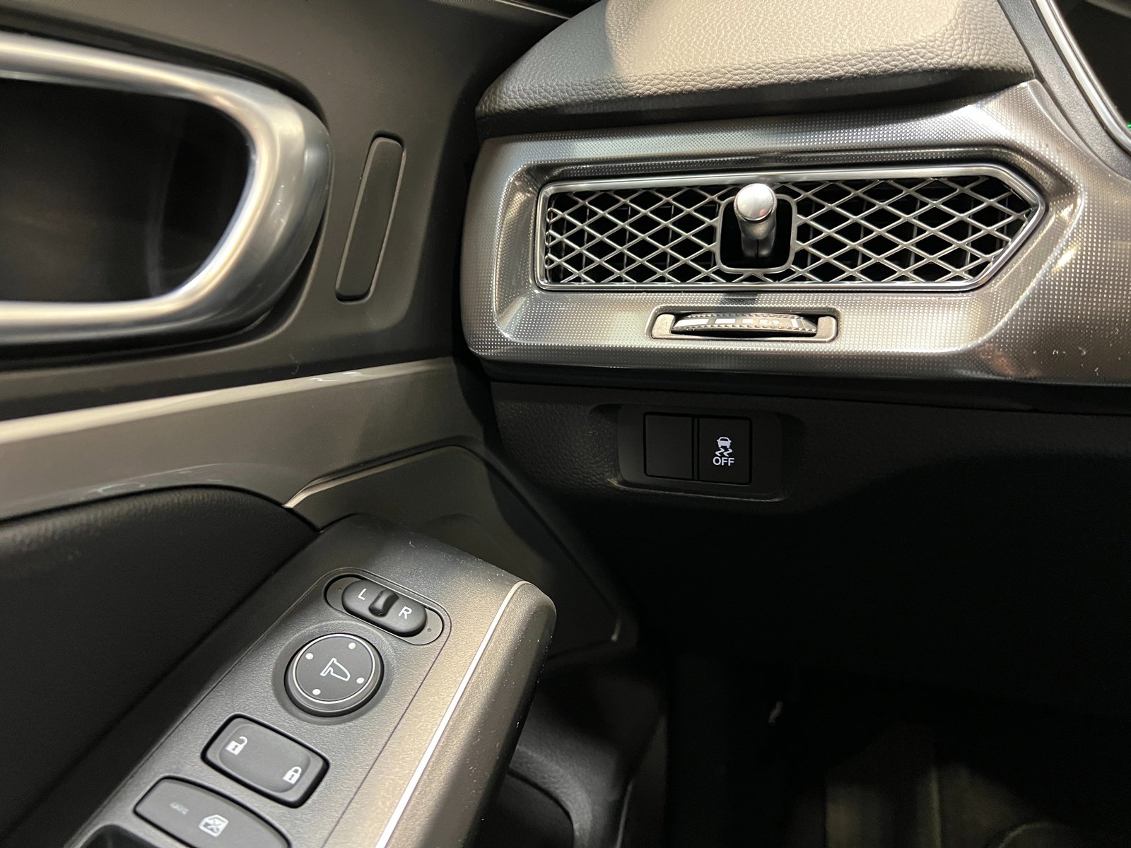 Used 2025 Acura Integra A-Spec image 20