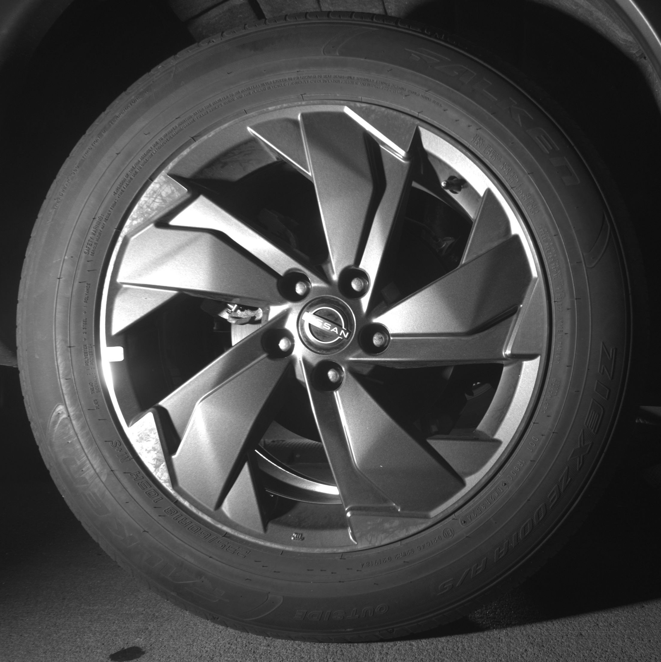 Used 2025 Nissan Rogue SV image 15