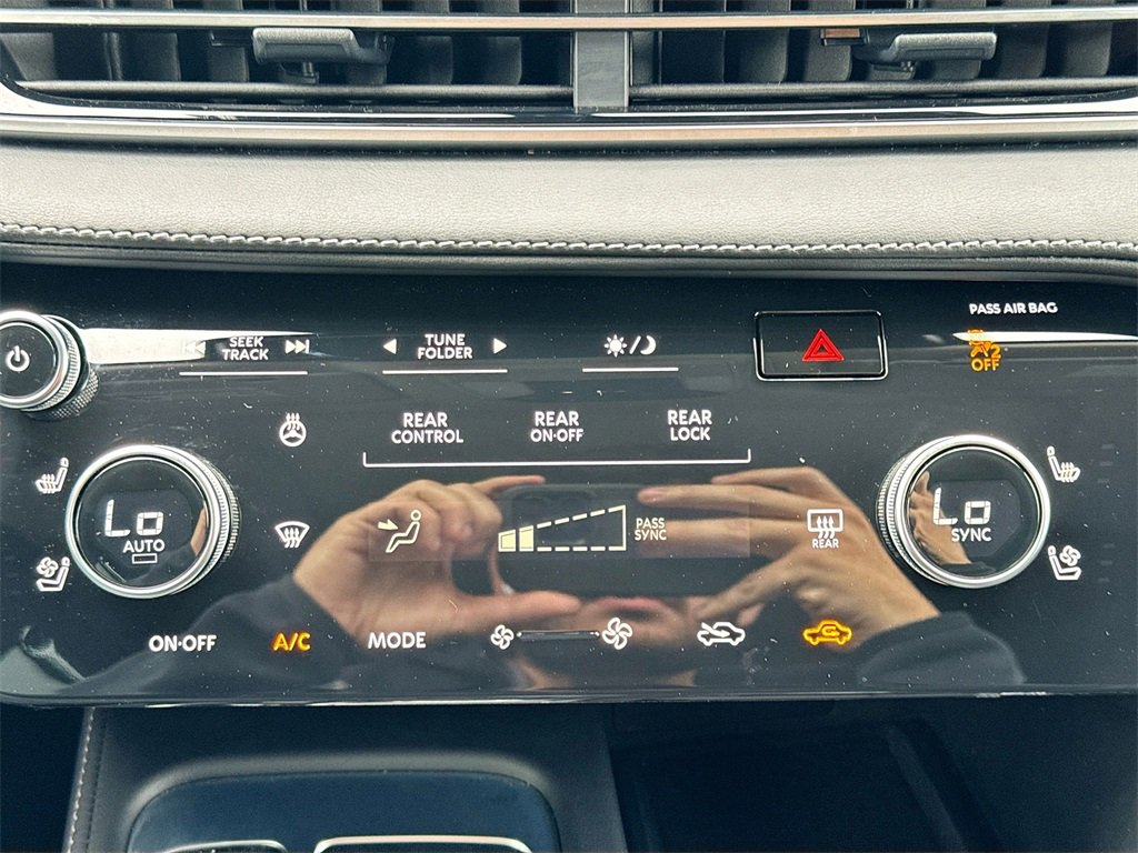 Used 2026 INFINITI QX60 Luxe w/ Cargo Package image 17