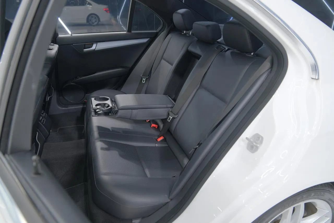 Used 2014 Mercedes-Benz C 250 Sedan image 23
