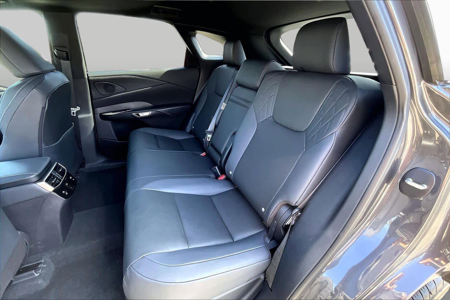 Used 2025 Lexus RX 350 Premium FWD image 18