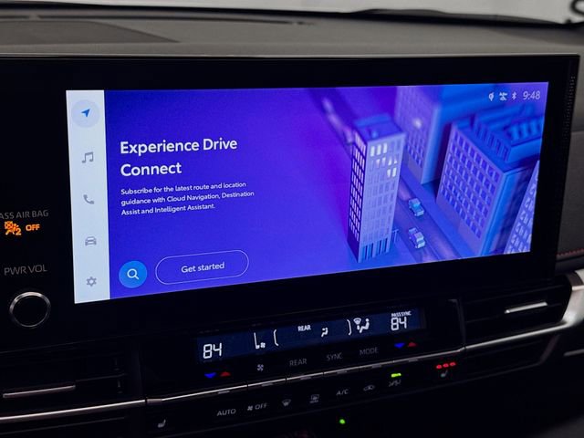 Used 2025 Toyota Sienna XSE w/ XSE Plus Package image 13