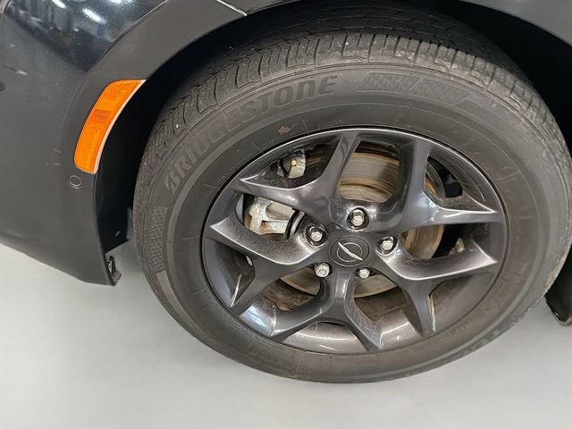 Used 2019 Chrysler Pacifica Limited w/ Advanced Safetytec Group image 32
