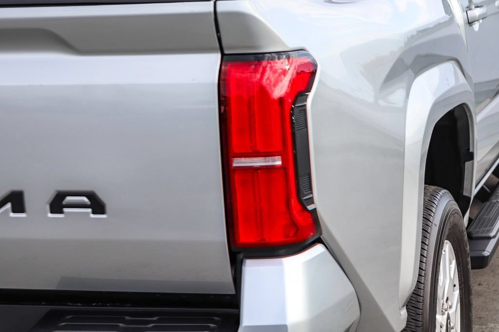 Used 2024 Toyota Tacoma SR5 RWD image 10