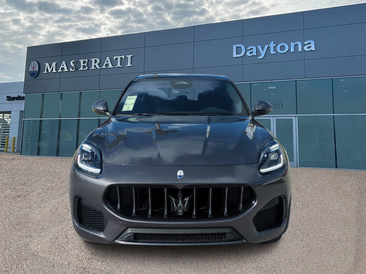 New 2025 Maserati Grecale GT image 8