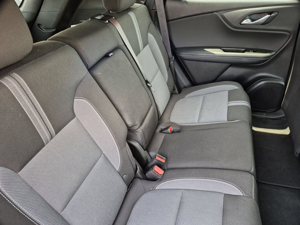 Used 2025 Chevrolet Blazer LT AWD/4WD image 29