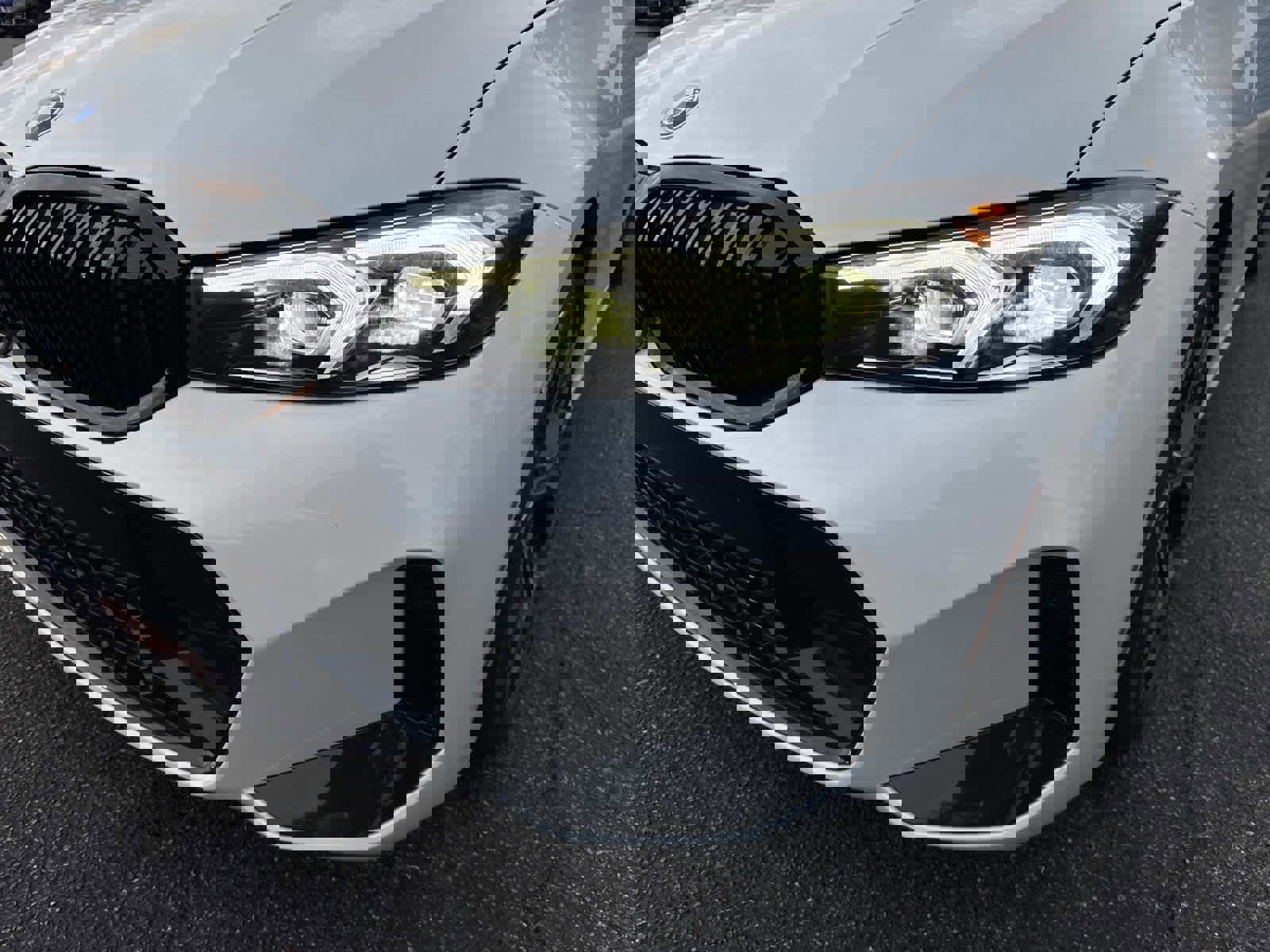 New 2025 BMW 330i xDrive 330i xDrive w/ M Sport Package image 9