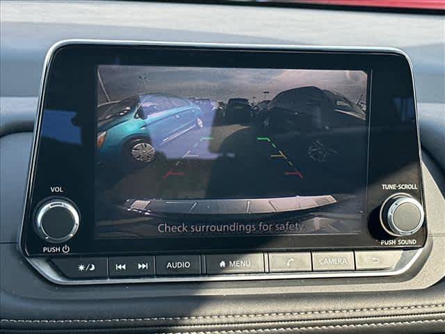 Used 2026 Nissan Rogue SV FWD image 22