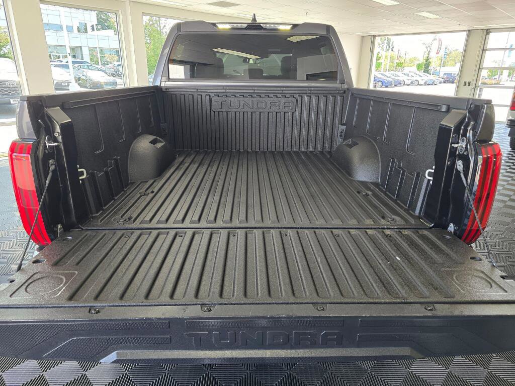 Used 2025 Toyota Tundra SR5 w/ SR5 Convenience Package AWD/4WD image 15