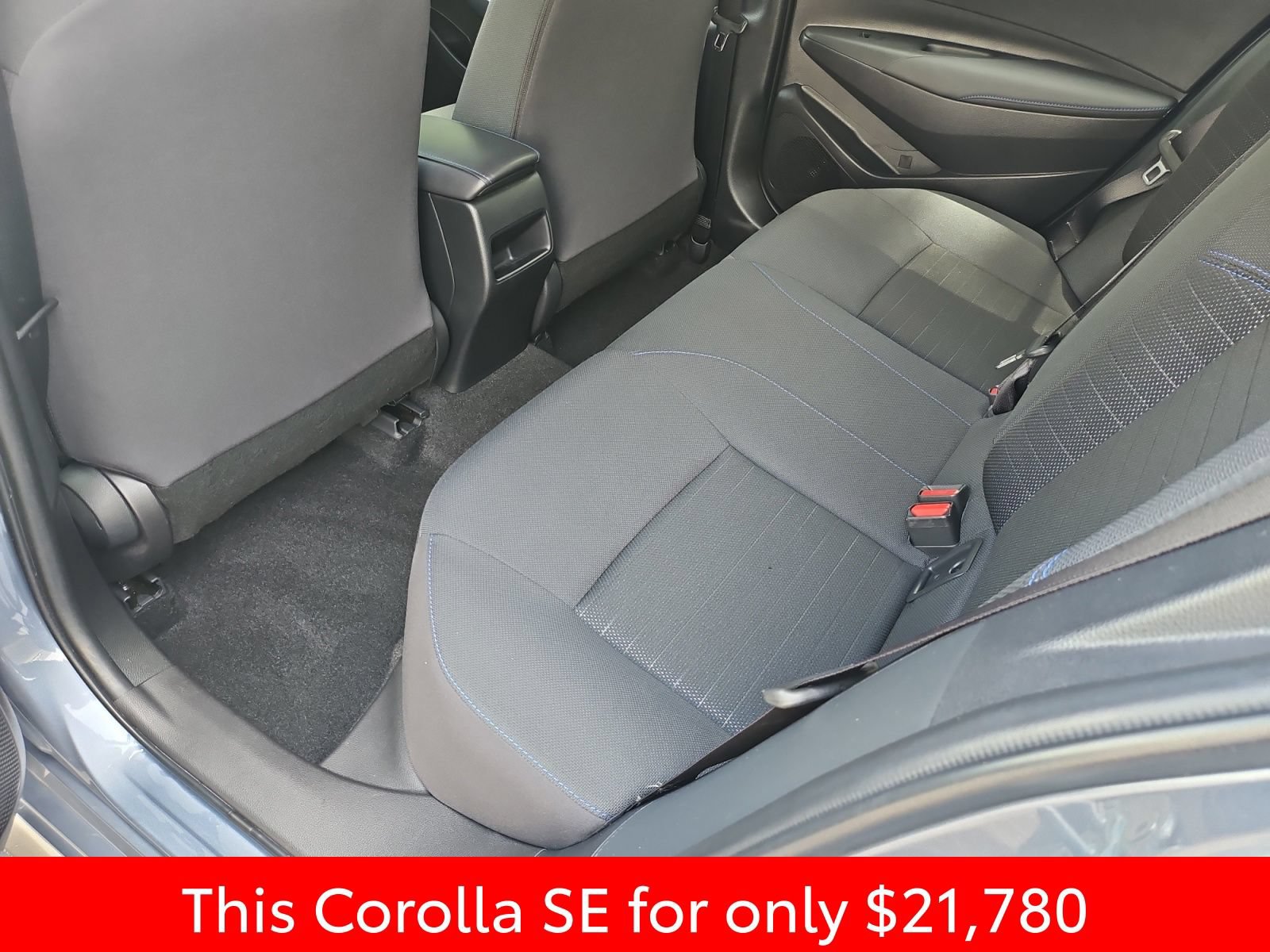 Used 2022 Toyota Corolla SE FWD image 33