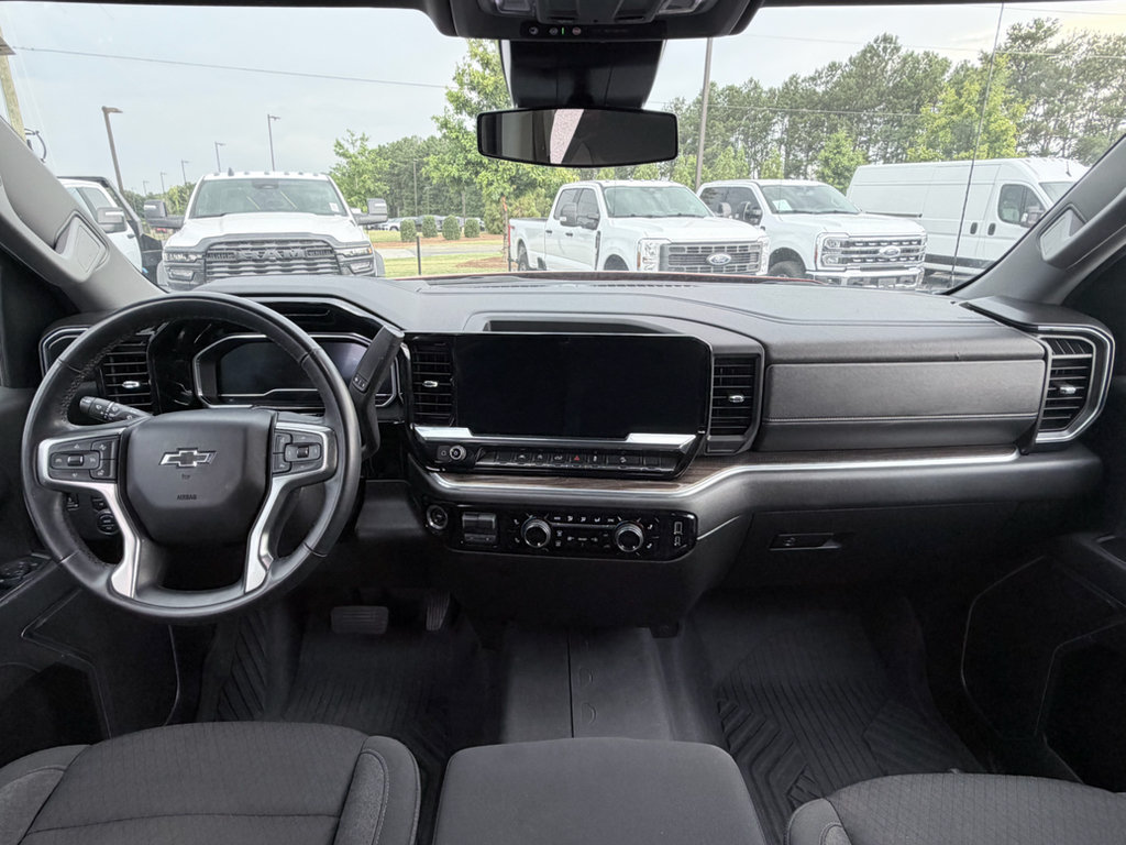Used 2024 Chevrolet Silverado 1500 RST AWD/4WD image 11