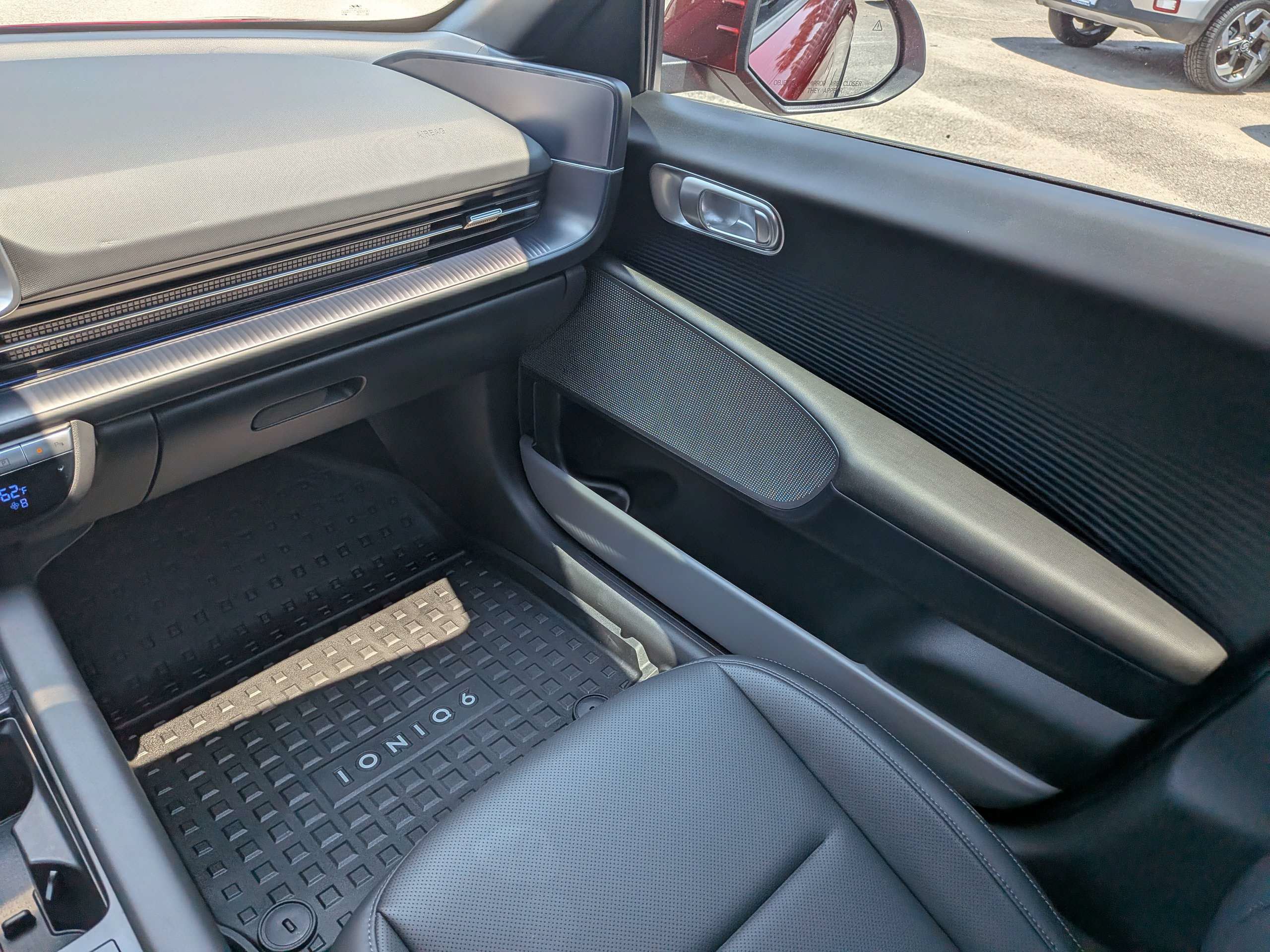 Certified 2025 Hyundai Ioniq 6 SEL RWD image 16
