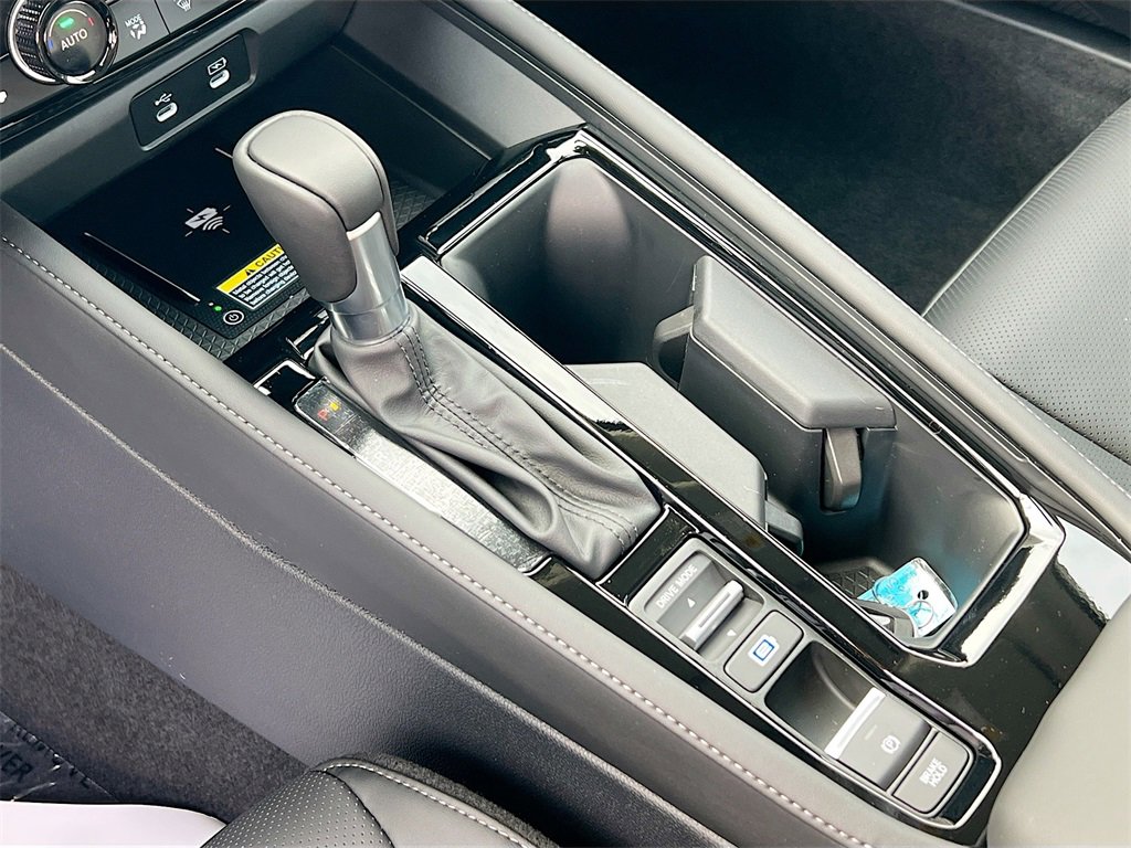 New 2025 Honda Accord Touring image 9