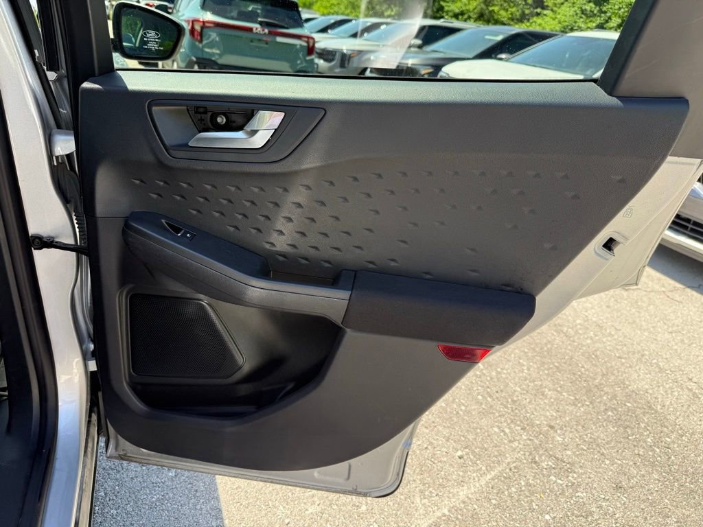 Used 2020 Ford Escape SE AWD/4WD image 17