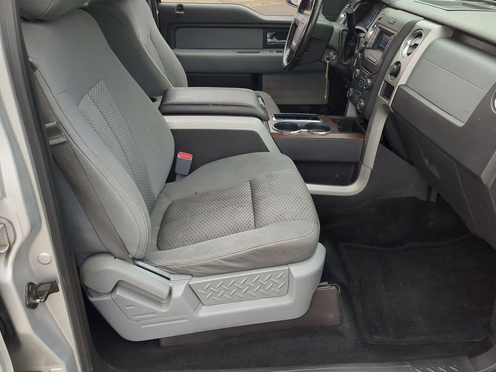 Used 2013 Ford F150 XLT w/ Luxury Equipment Group image 25