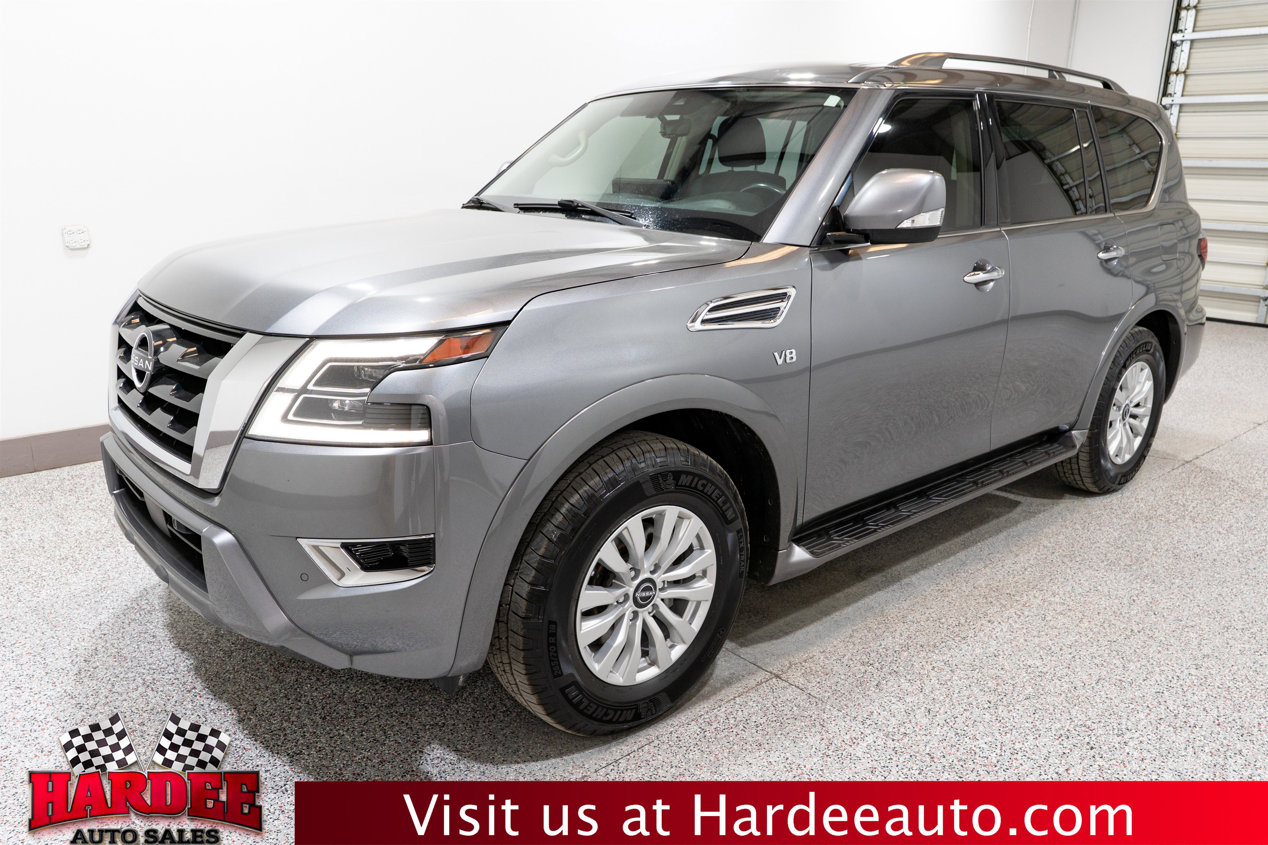 Used 2022 Nissan Armada SV w/ Cargo Package RWD image 2