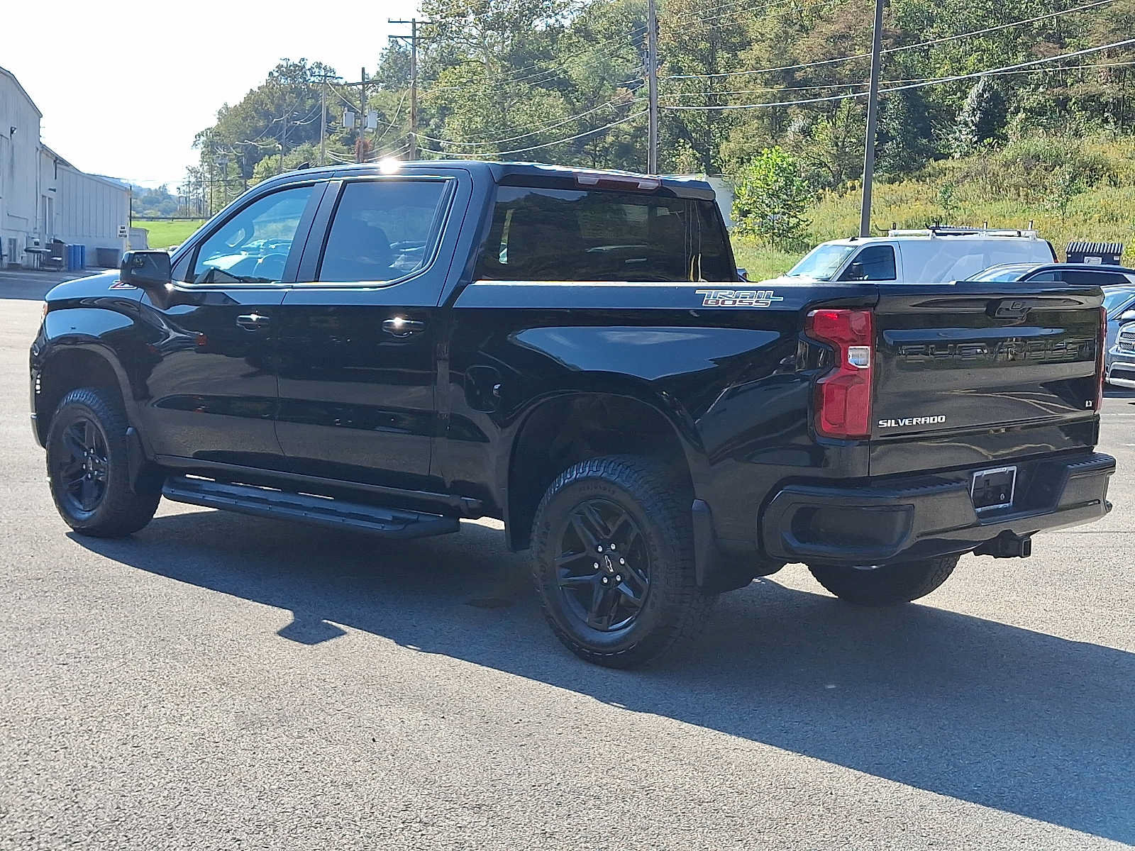 Used 2024 Chevrolet Silverado 1500 LT Trail Boss w/ Protection Package AWD/4WD image 4