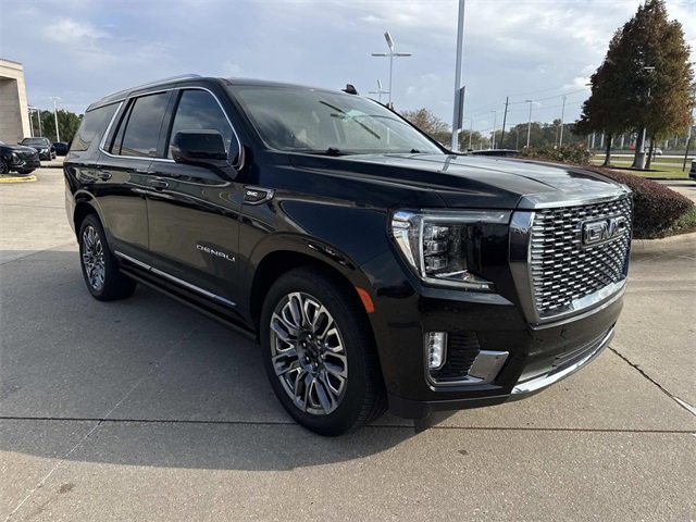 Used 2024 GMC Yukon Denali Ultimate image 3