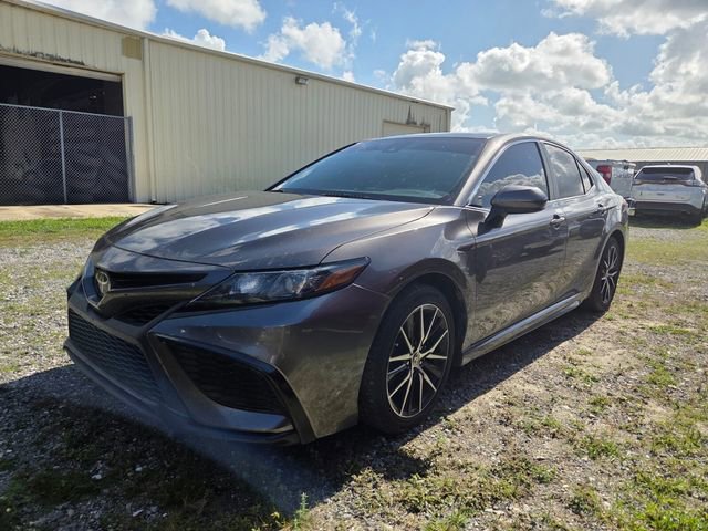 Used 2021 Toyota Camry SE FWD image 2