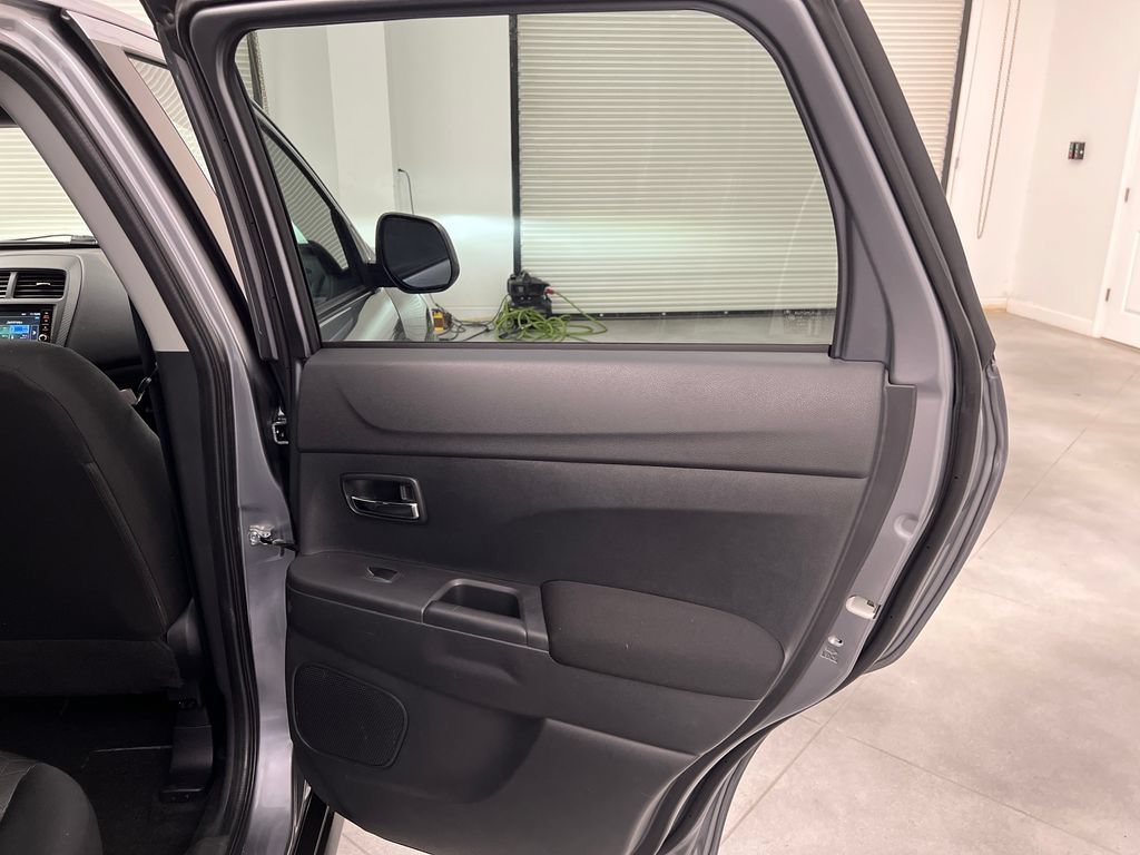 Used 2024 Mitsubishi Outlander Sport ES AWD/4WD image 33