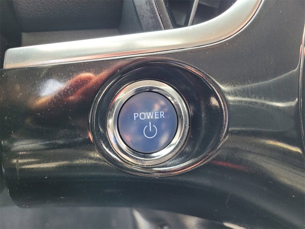 Used 2018 Toyota Prius Four Touring w/ Appearance Package image 19