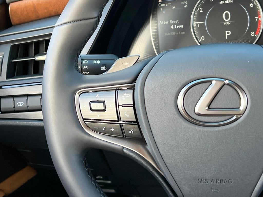New 2025 Lexus ES 350 w/ Premium Package image 16