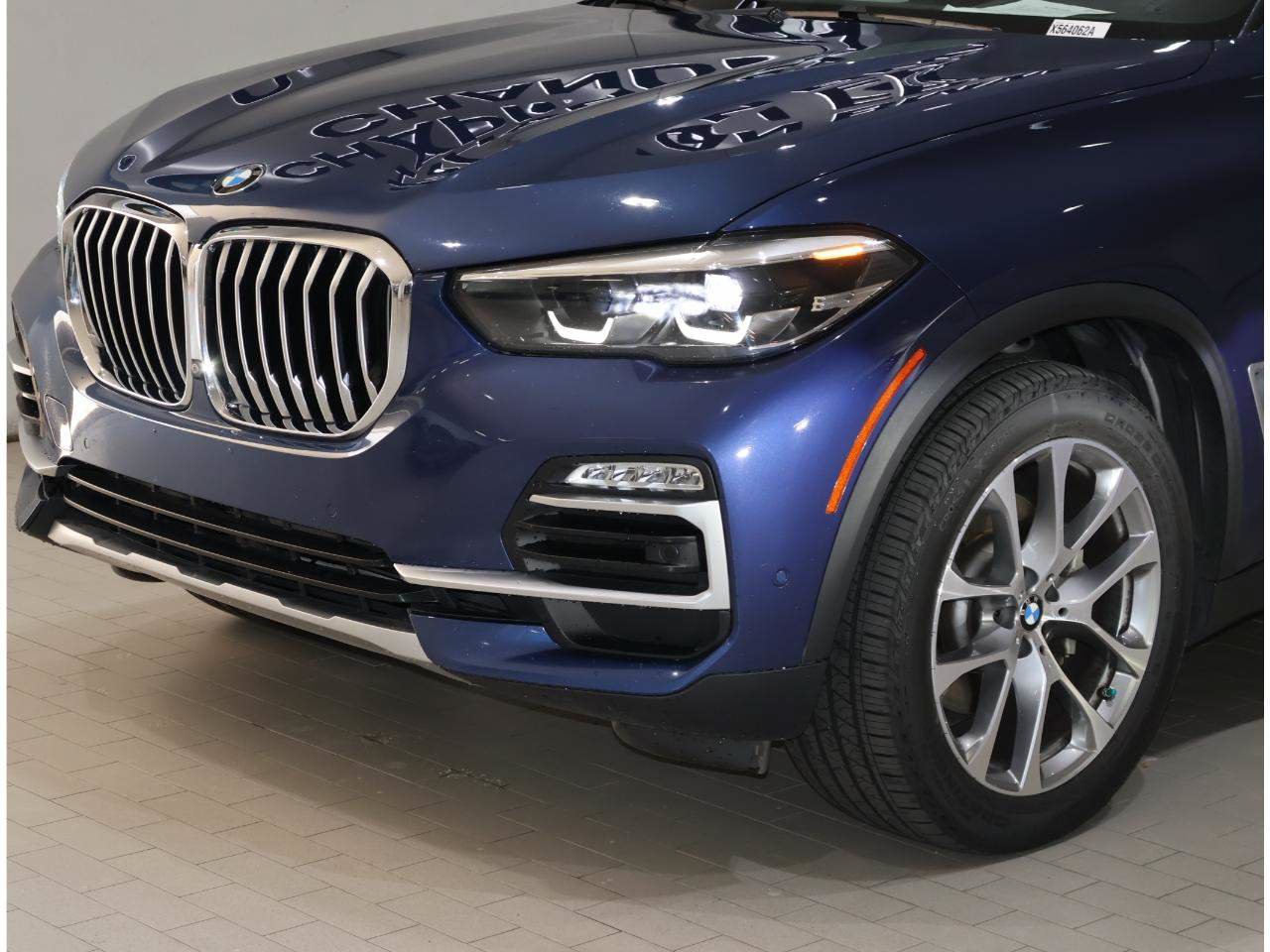 Used 2019 BMW X5 xDrive40i w/ Convenience Package AWD/4WD image 2