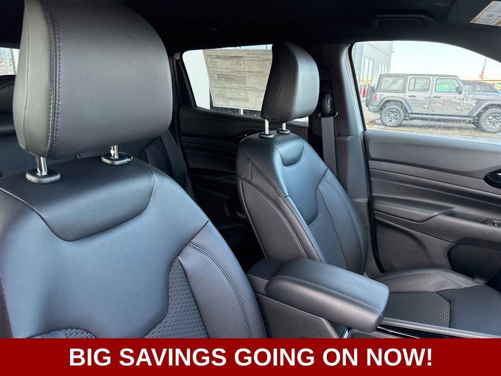 New 2026 Jeep Compass Latitude image 48