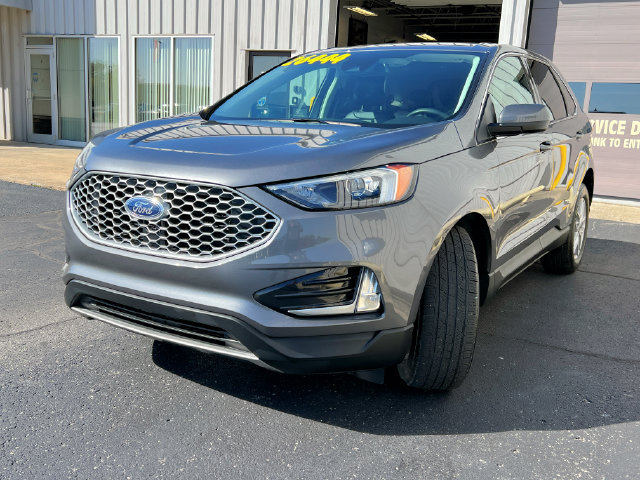 Used 2024 Ford Edge SEL w/ Convenience Package AWD/4WD image 4