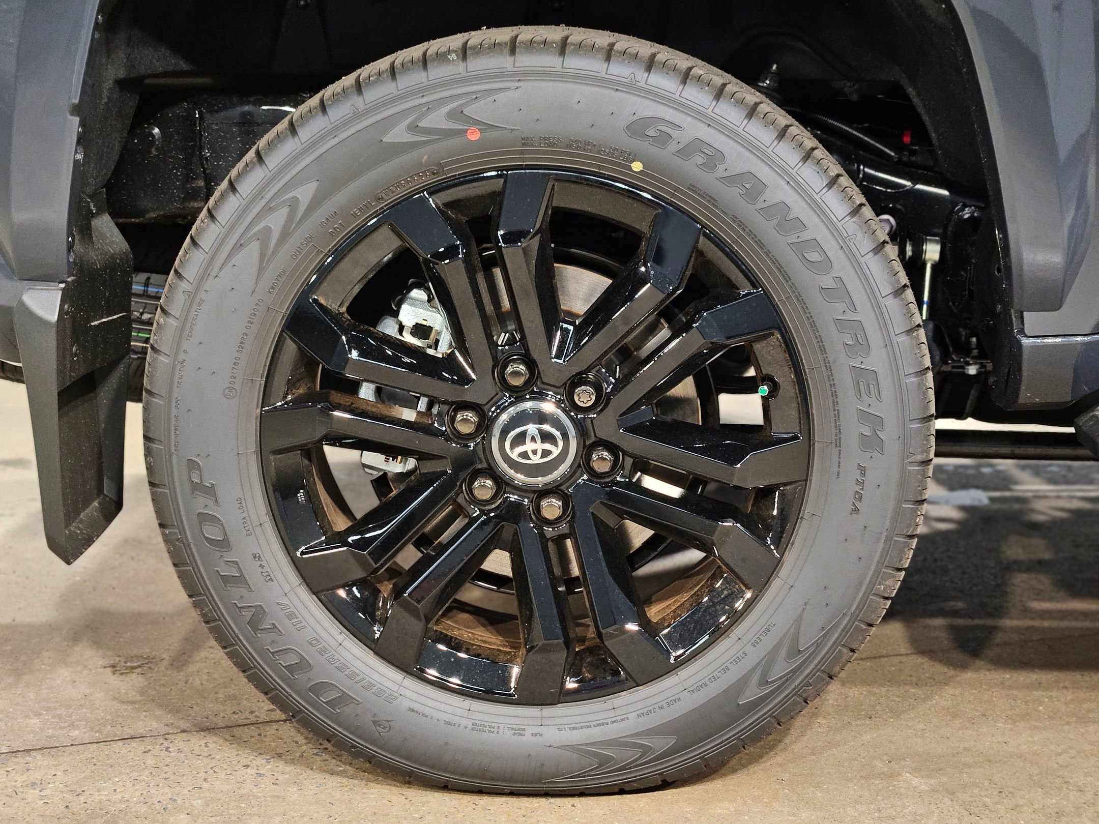 New 2026 Toyota 4Runner 4WD image 24