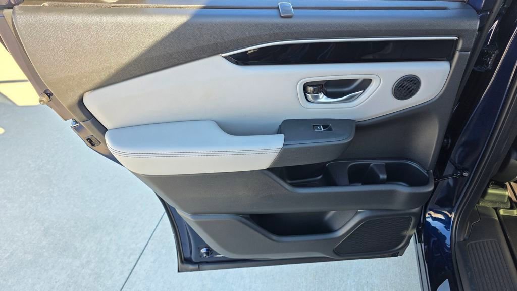 New 2025 Honda Pilot EX-L image 23