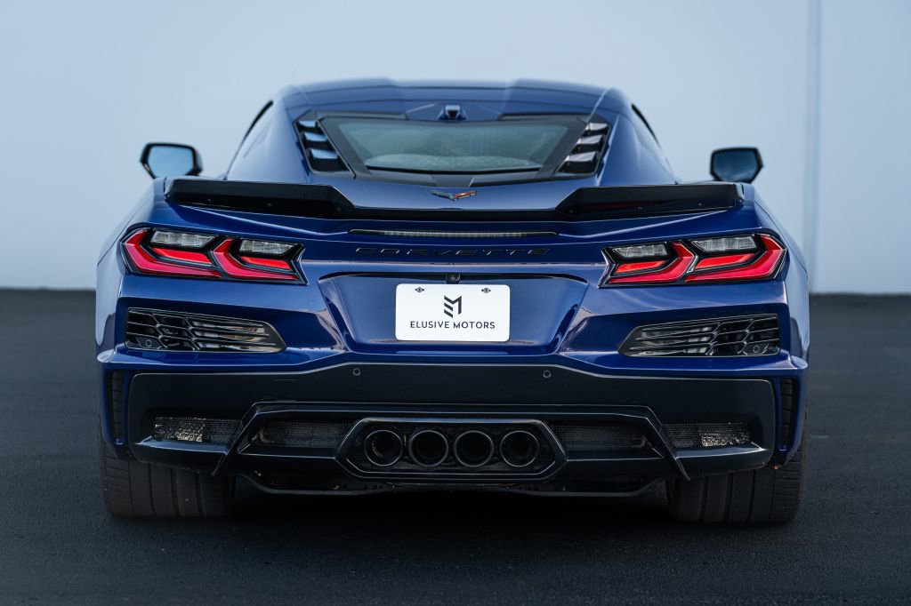 Used 2025 Chevrolet Corvette Z06 w/ Battery Protection Package image 14