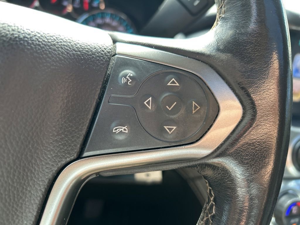 Used 2019 Chevrolet Tahoe LT w/ RST Edition image 28