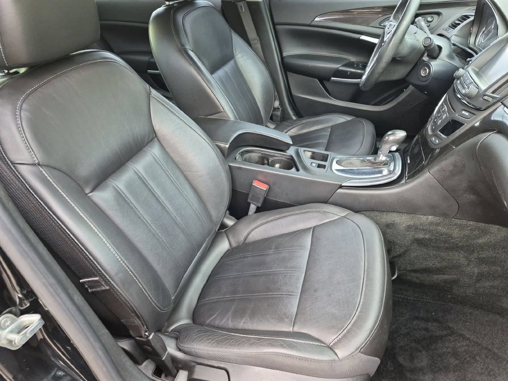 Used 2017 Buick Regal Sport Touring FWD image 22