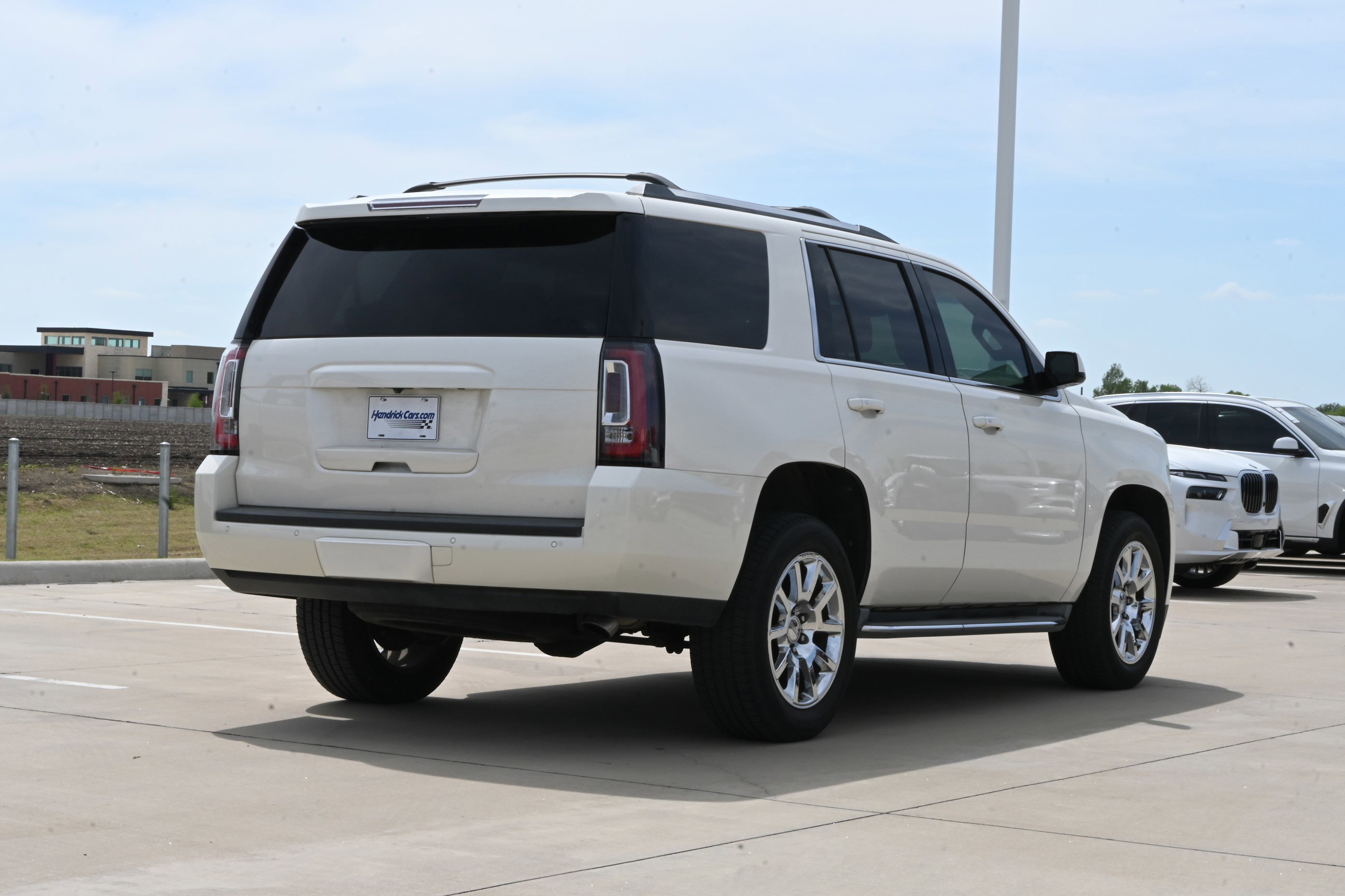 Used 2015 GMC Yukon SLT w/ Open Road Package image 9
