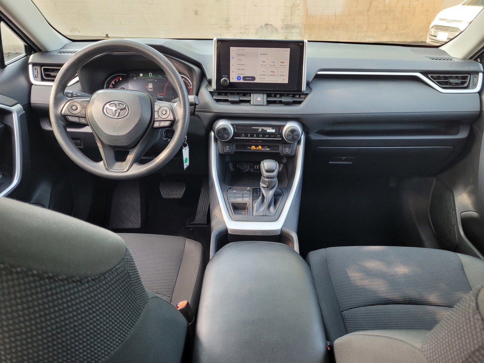 Used 2024 Toyota RAV4 LE image 15