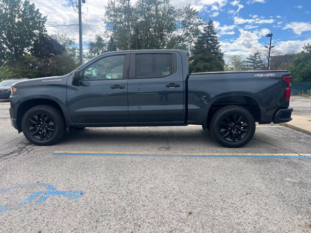Used 2020 Chevrolet Silverado 1500 Custom w/ Custom Value Package AWD/4WD image 5