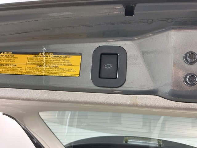 Used 2011 Toyota Sienna Limited image 30