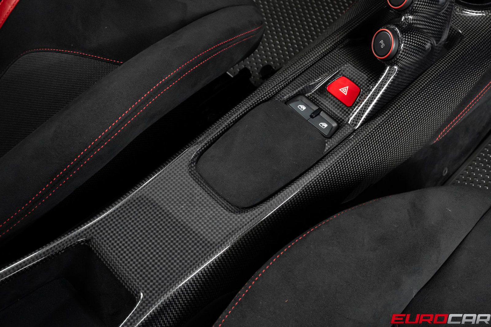 Used 2019 Ferrari 488 Pista Coupe RWD image 43