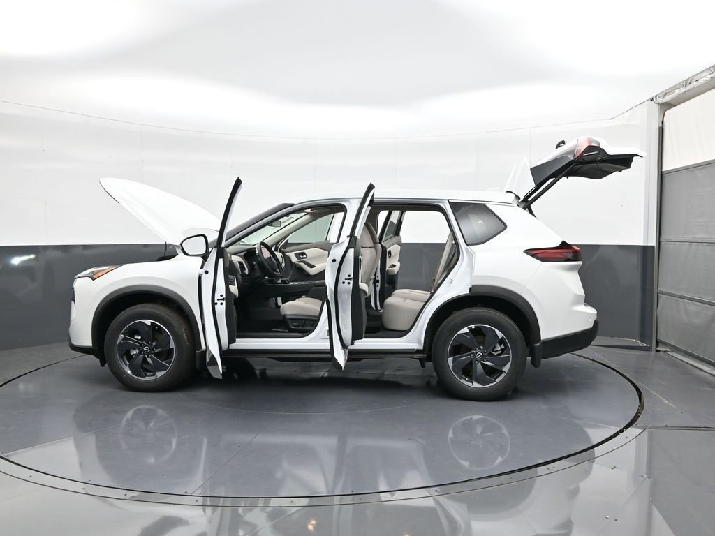 New 2025 Nissan Rogue SV image 36