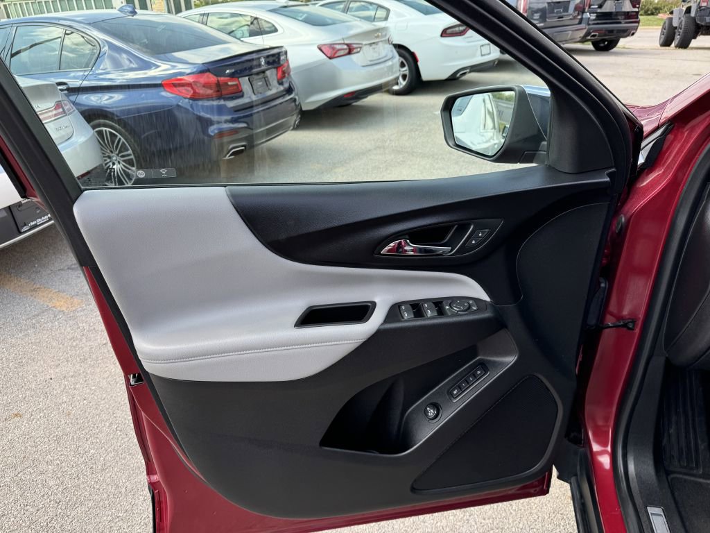 Used 2019 Chevrolet Equinox Premier image 24