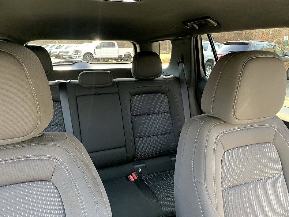 Used 2025 Chevrolet Equinox LT image 21