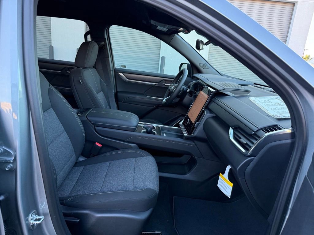 New 2026 GMC Acadia Elevation w/ LPO, Cargo Package image 12