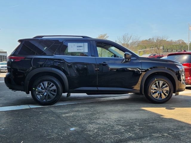 New 2026 Nissan Pathfinder SV AWD/4WD image 4