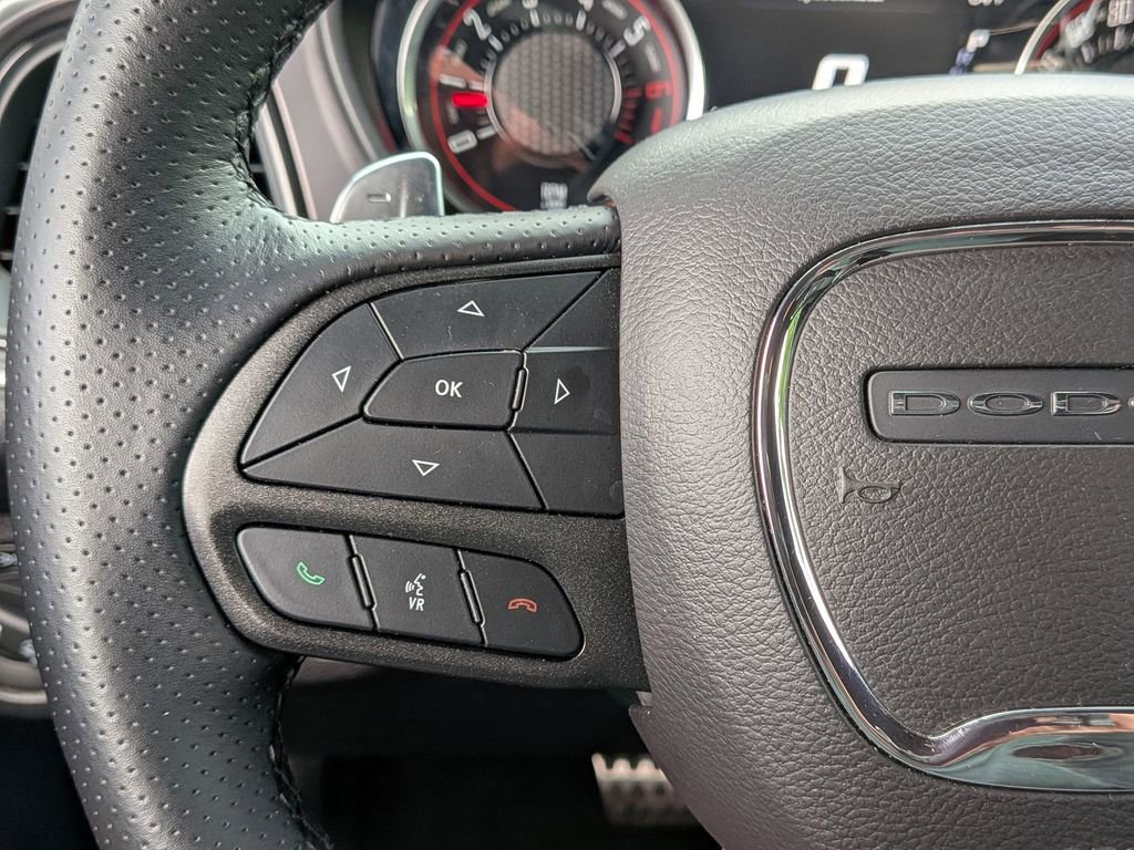 Used 2022 Dodge Challenger R/T Scat Pack w/ Driver Convenience Group RWD image 19