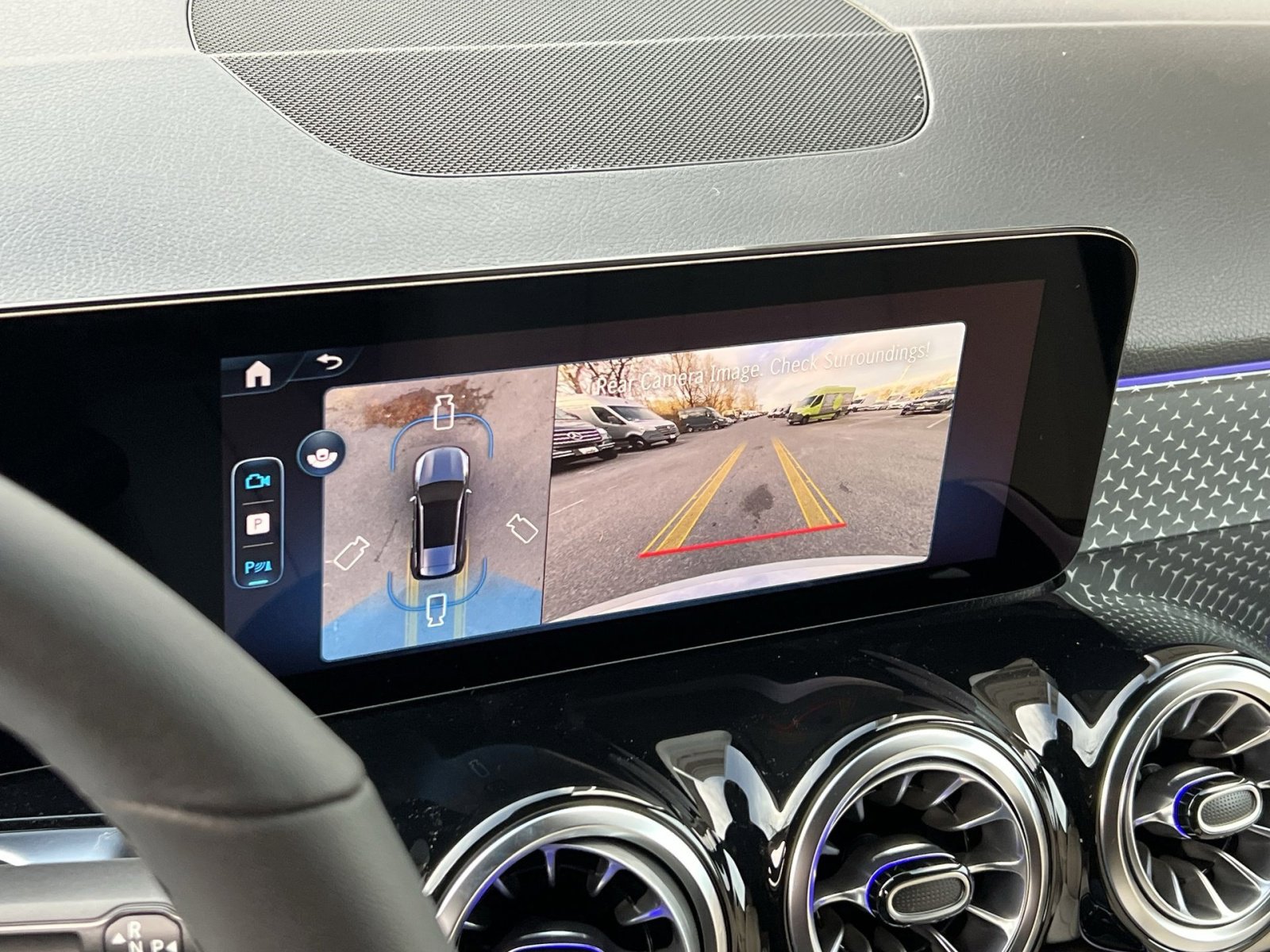 New 2026 Mercedes-Benz GLB 250 GLB 250 image 17